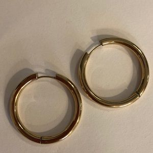1.5 inch hoops gold plated